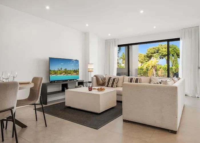 Luxury Mirador * Εστεπόνα